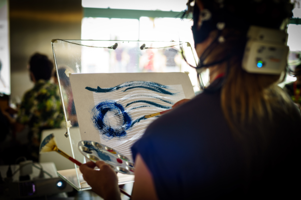 art-brain-computer-interface-lukas-gehrke.png